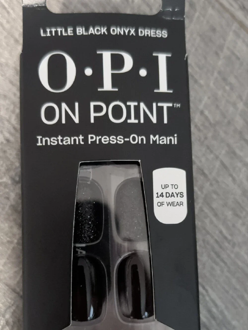 OPI On Point Instant Press-On Mani - Little Black Onyx Dress (Black)